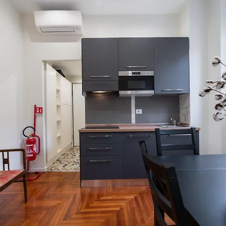 Apartamento Intrho - Duomo Modern With Hammam Milão